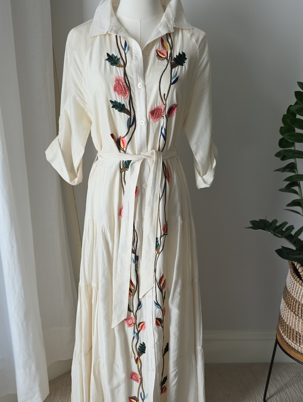 SAMANTHA SUNG Cream Maxi Shirt Dress with Multicolor Floral Embroidery